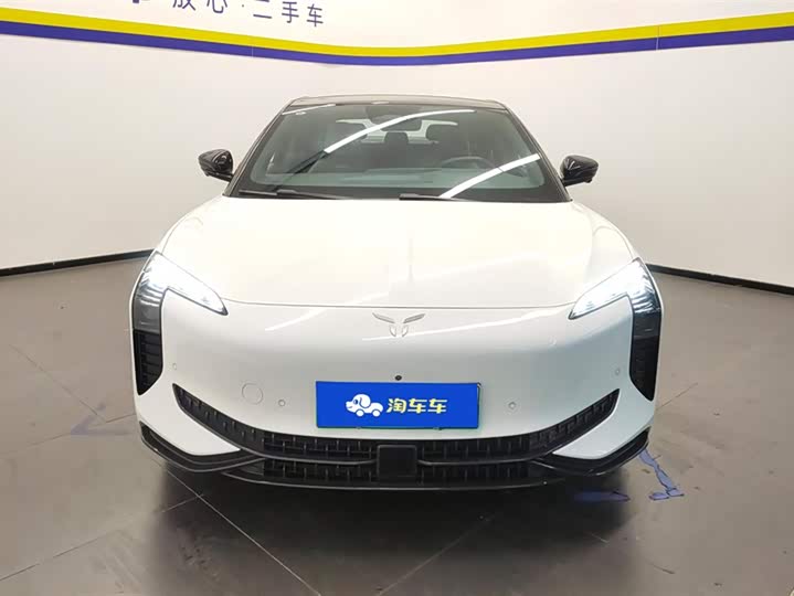 Фото 2 - Hongqi EH7