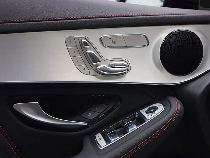 Фото 6 - Mercedes-Benz GLC-Class Coupe AMG