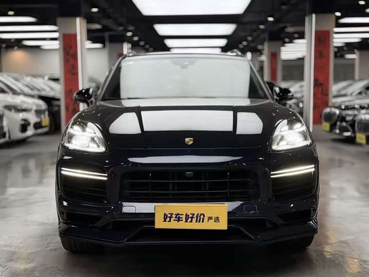 Фото 2 - Porsche Cayenne