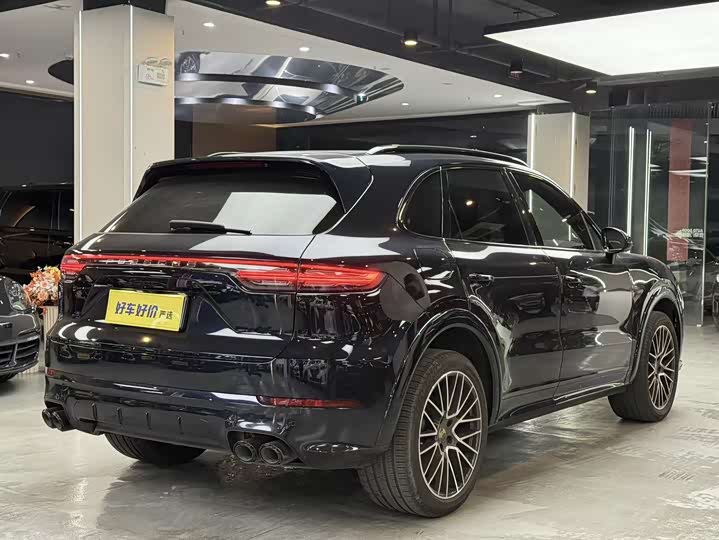 Фото 6 - Porsche Cayenne