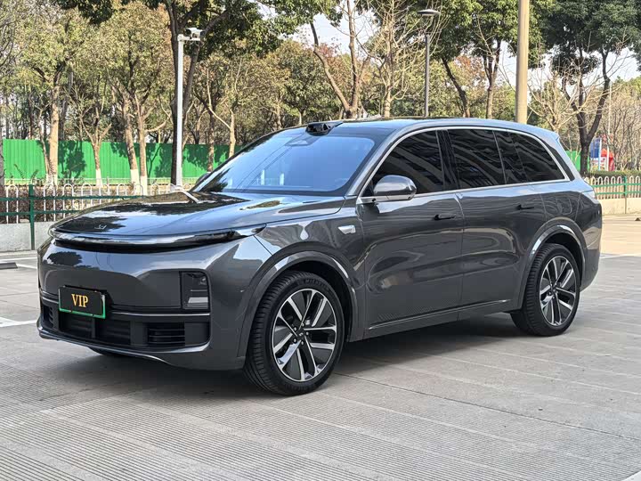 Фото 1 - LiXiang L8