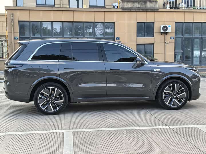 Фото 4 - LiXiang L8