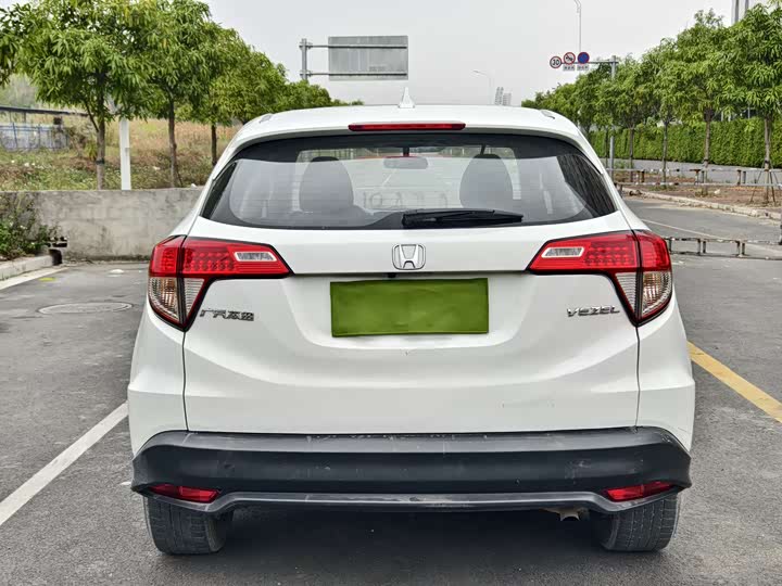 Фото 4 - Honda Vezel