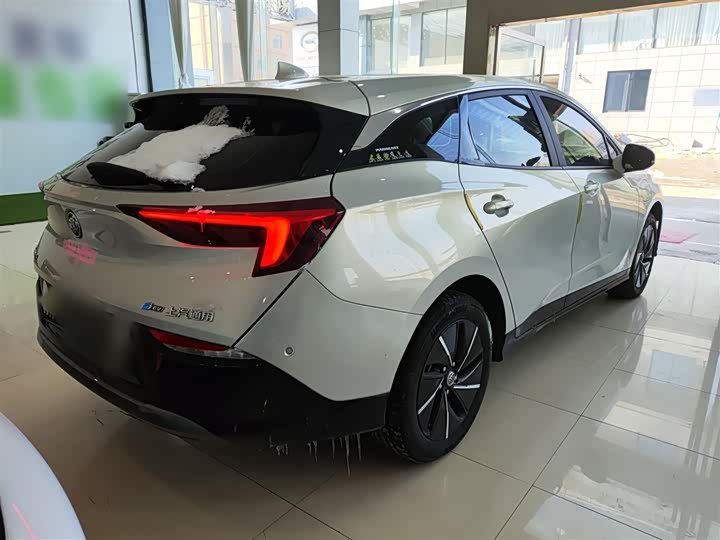 Фото 7 - Buick Velite 6
