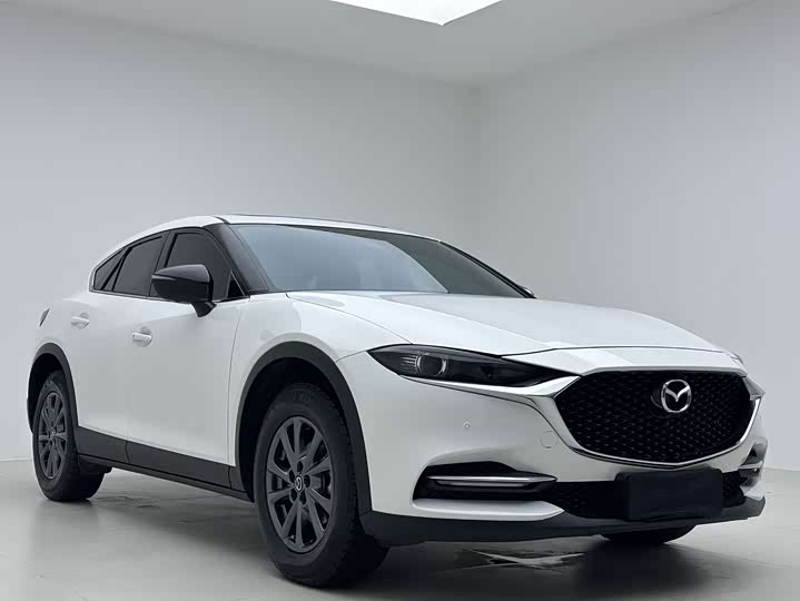 Фото 3 - Mazda CX-4