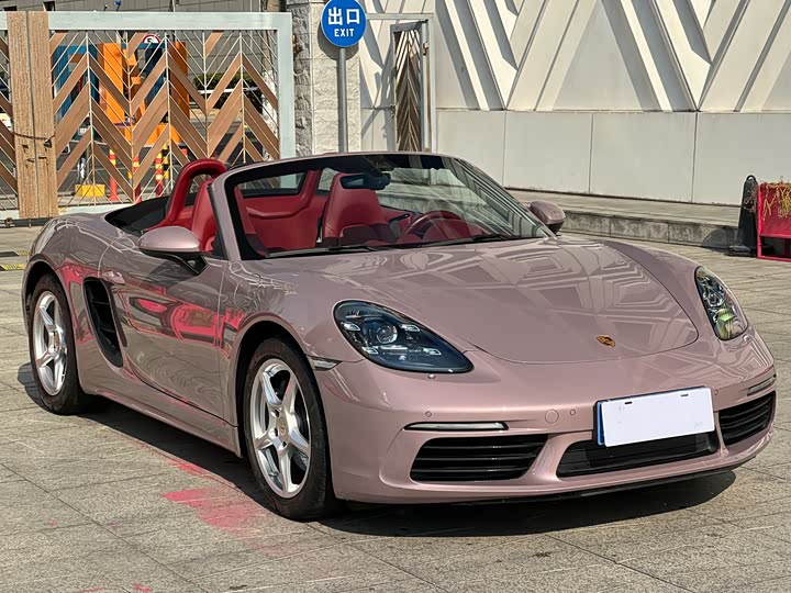 Фото 3 - Porsche 718