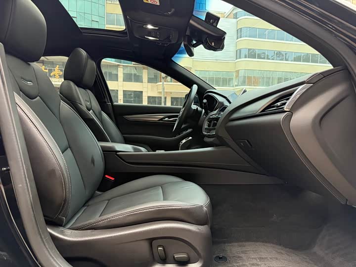 Фото 5 - Cadillac CT5