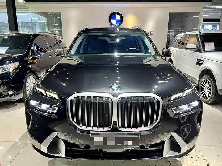 Фото 2 - BMW X7