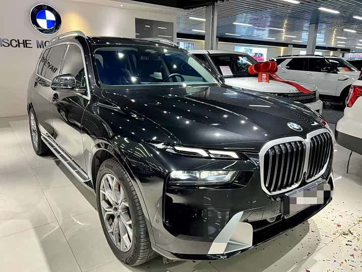 Фото 5 - BMW X7