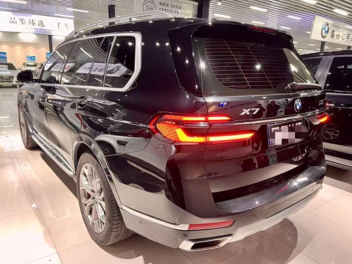 Фото 6 - BMW X7
