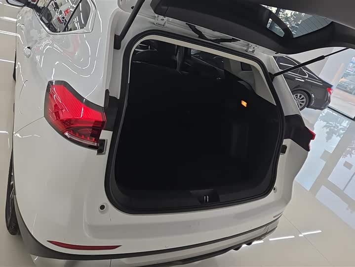 Фото 4 - Haval H6