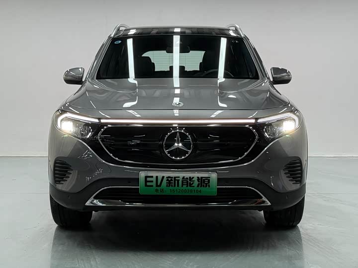 Фото 2 - Mercedes-Benz EQB