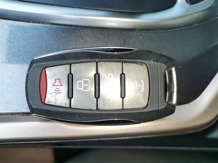 Фото 9 - Haval H6