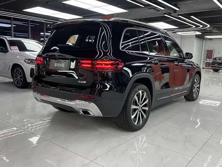 Фото 4 - Mercedes-Benz GLB-Class