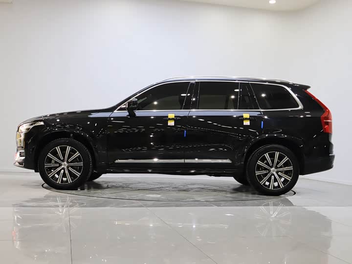 Фото 3 - Volvo XC90