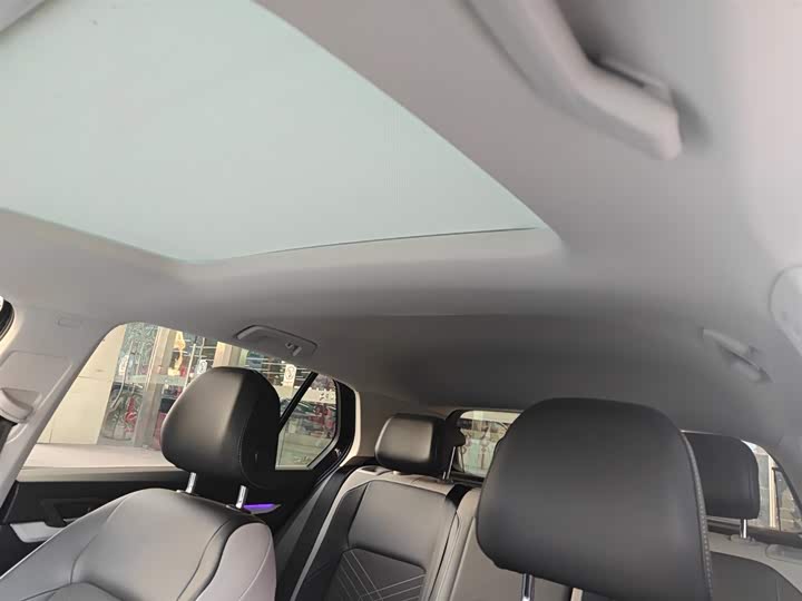 Фото 6 - Volkswagen Golf