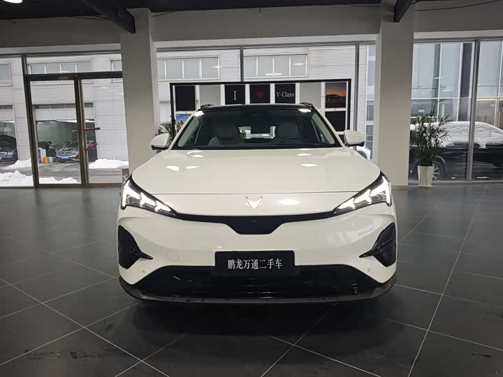 Фото 2 - BAIC Arcfox Alpha T5