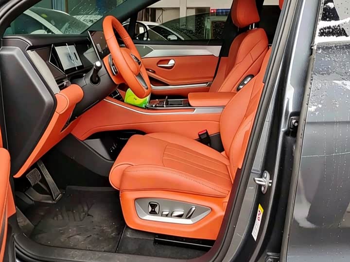 Фото 2 - BYD Tang L