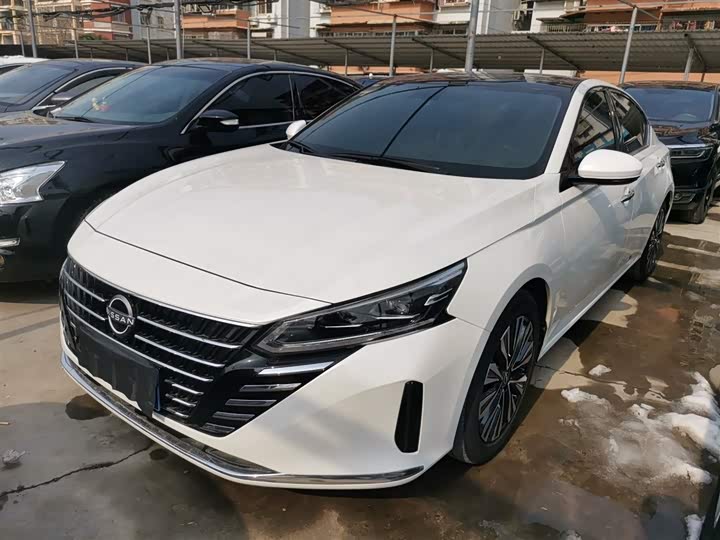 Фото 2 - Nissan Teana