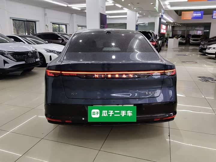 Фото 6 - Nissan N7