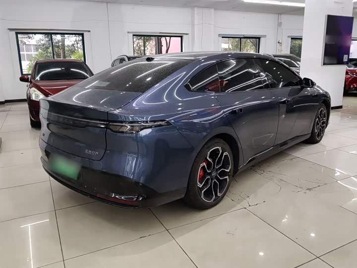 Фото 7 - Nissan N7