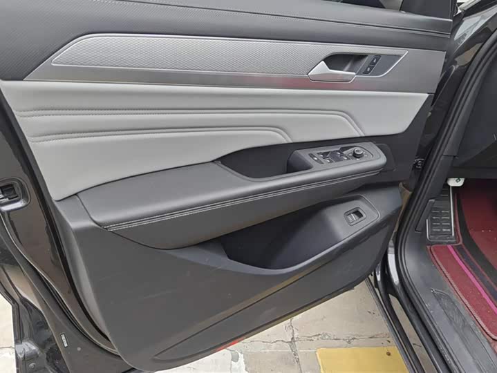 Фото 7 - Volkswagen Tavendor