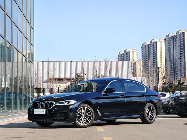 Фото 1 - BMW 5 Series