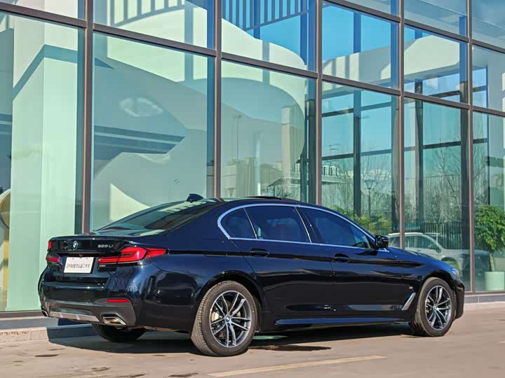 Фото 4 - BMW 5 Series