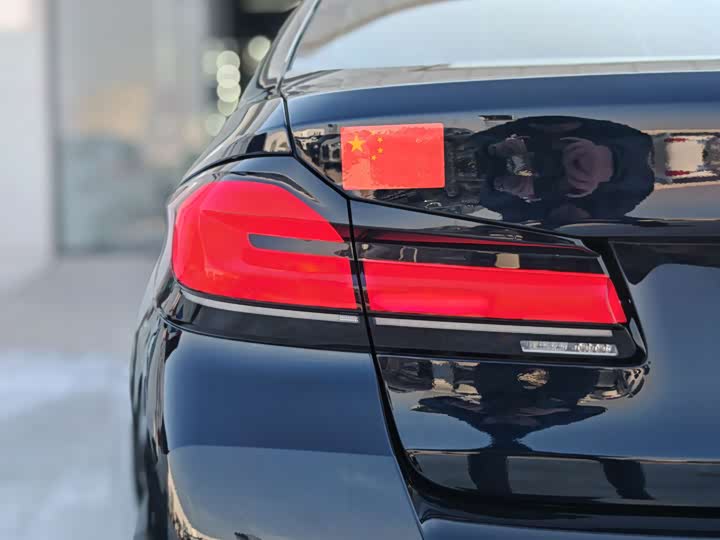 Фото 9 - BMW 5 Series