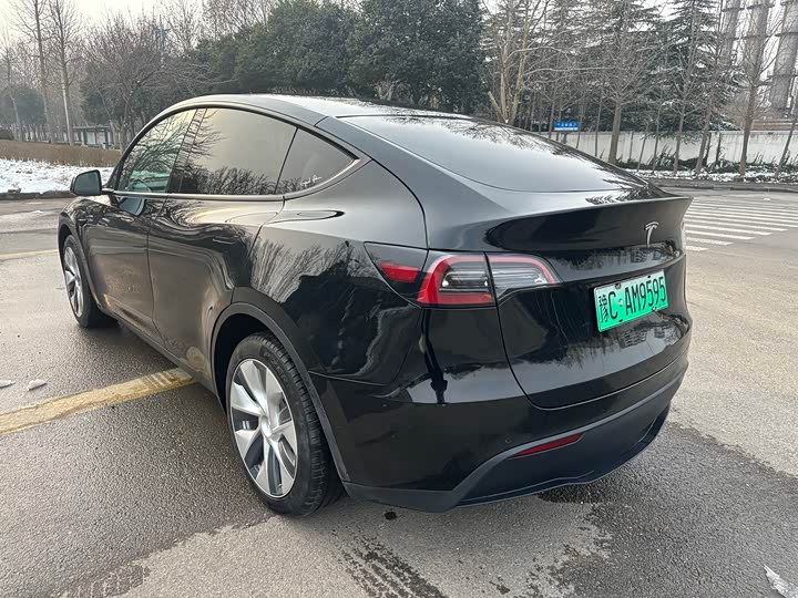 Фото 7 - Tesla Model Y