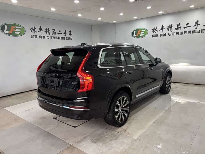 Фото 5 - Volvo XC90
