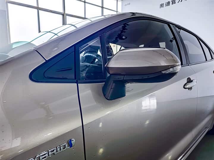 Фото 8 - Toyota Corolla