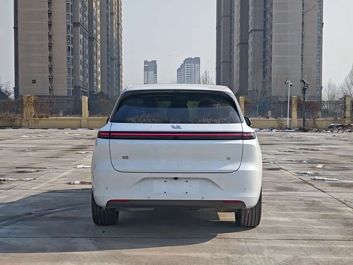 Фото 7 - LiXiang L6