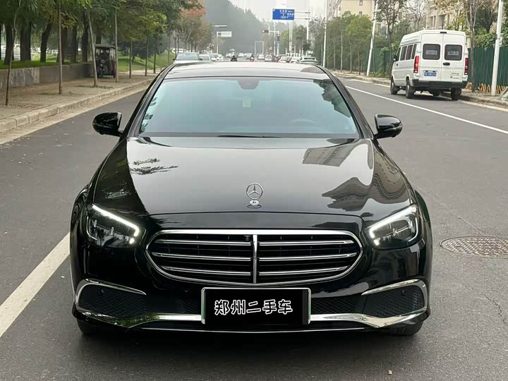 Фото 2 - Mercedes-Benz E-Class Hybrid