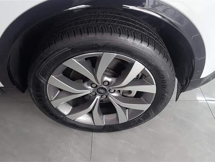 Фото 6 - Land Rover Discovery Sport