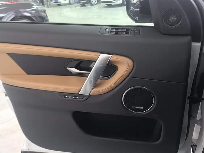 Фото 7 - Land Rover Discovery Sport