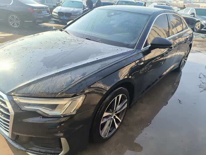 Фото 1 - Audi A6L