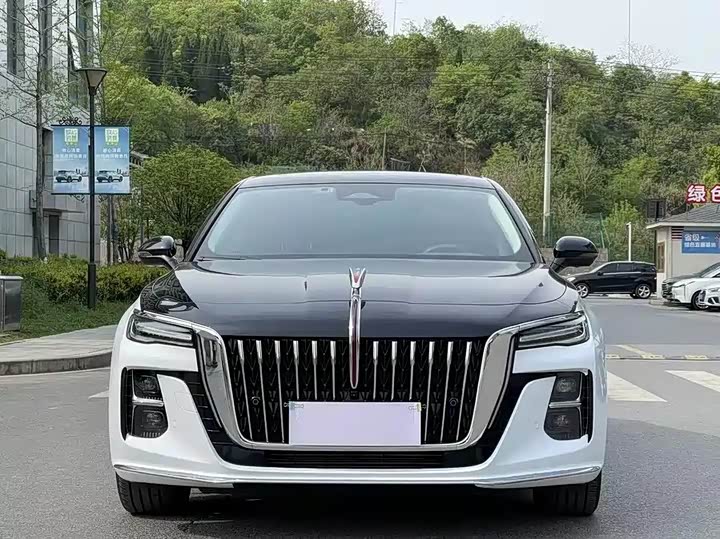 Фото 2 - Hongqi H5