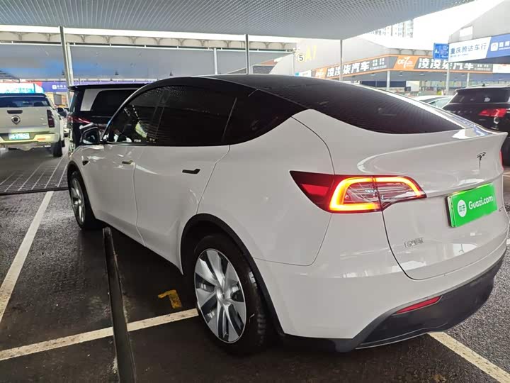 Фото 5 - Tesla Model Y