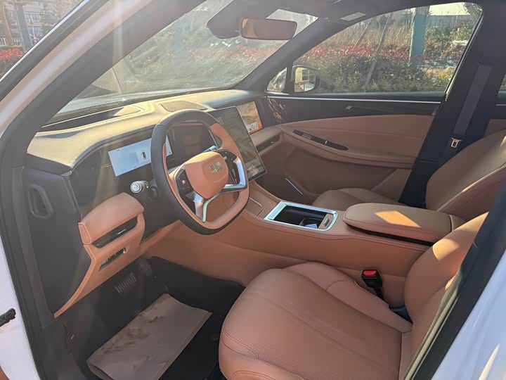 Фото 4 - Geely Galaxy L7