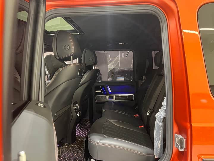 Фото 8 - Mercedes-Benz G-Class AMG