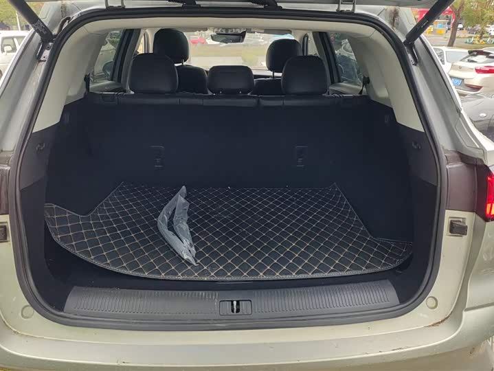 Фото 4 - Roewe RX5 Max