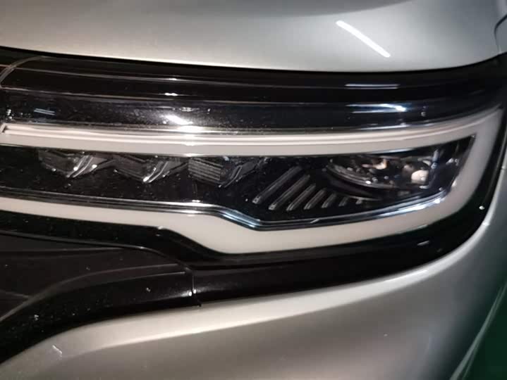 Фото 5 - Roewe RX5 Max