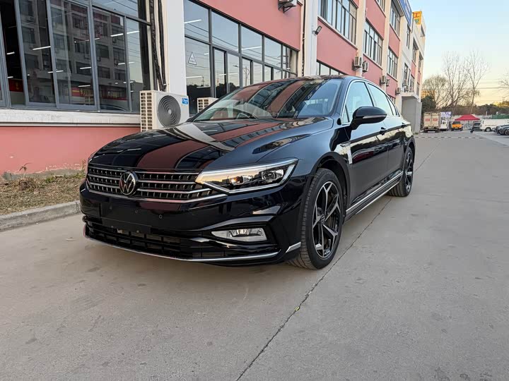 Фото 3 - Volkswagen Magotan