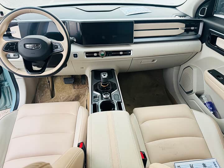 Фото 7 - Geely Icon