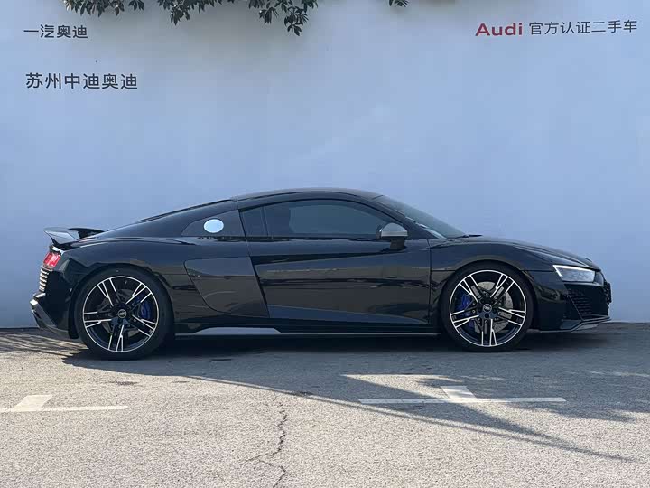 Фото 3 - Audi R8