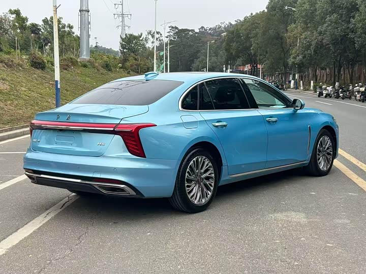 Фото 7 - Hongqi H5