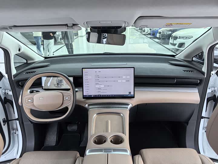 Фото 5 - XPeng X9