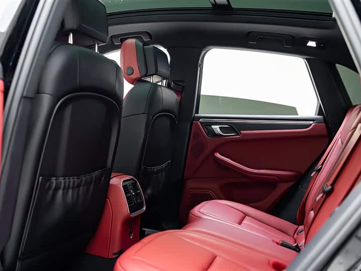 Фото 9 - Porsche Macan