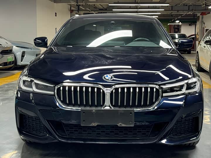 Фото 2 - BMW 5 Series